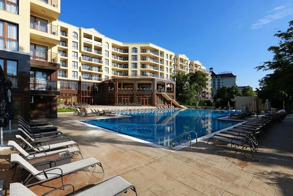 Apart Hotel Golden Line-1
