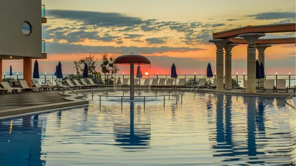 Astera Hotel & Spa-1