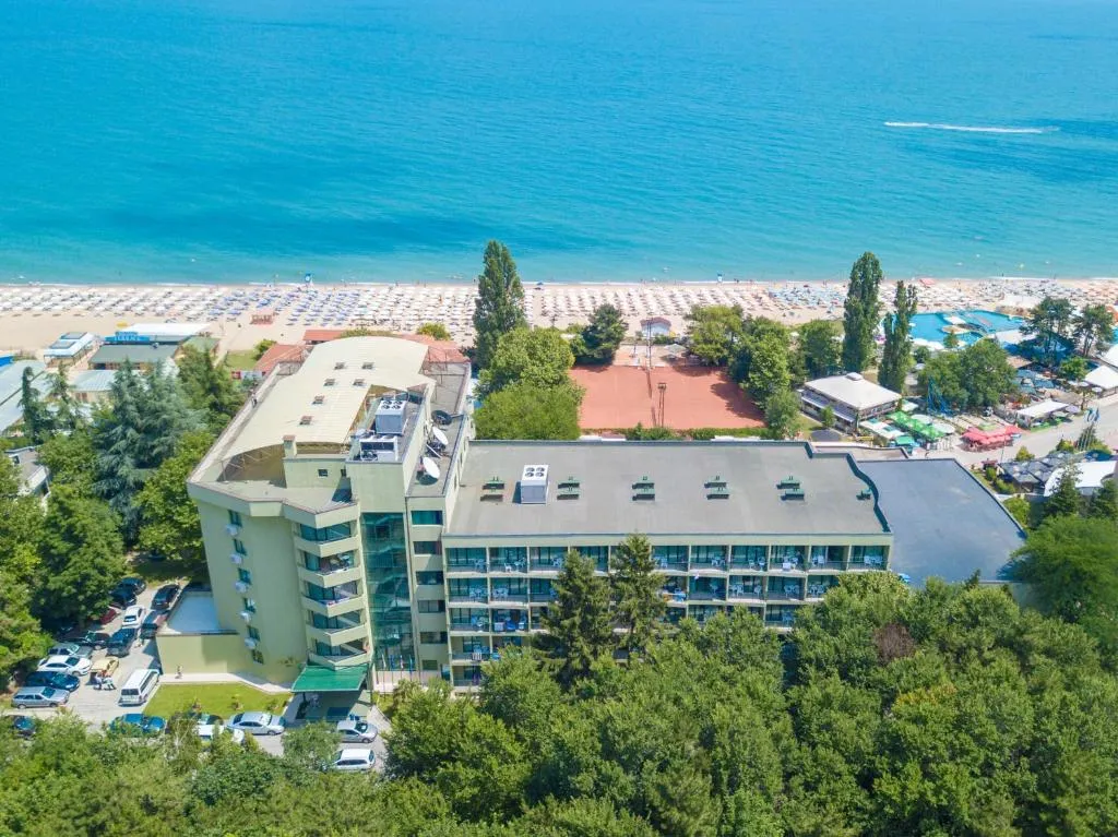 Palm Beach Hotel-1