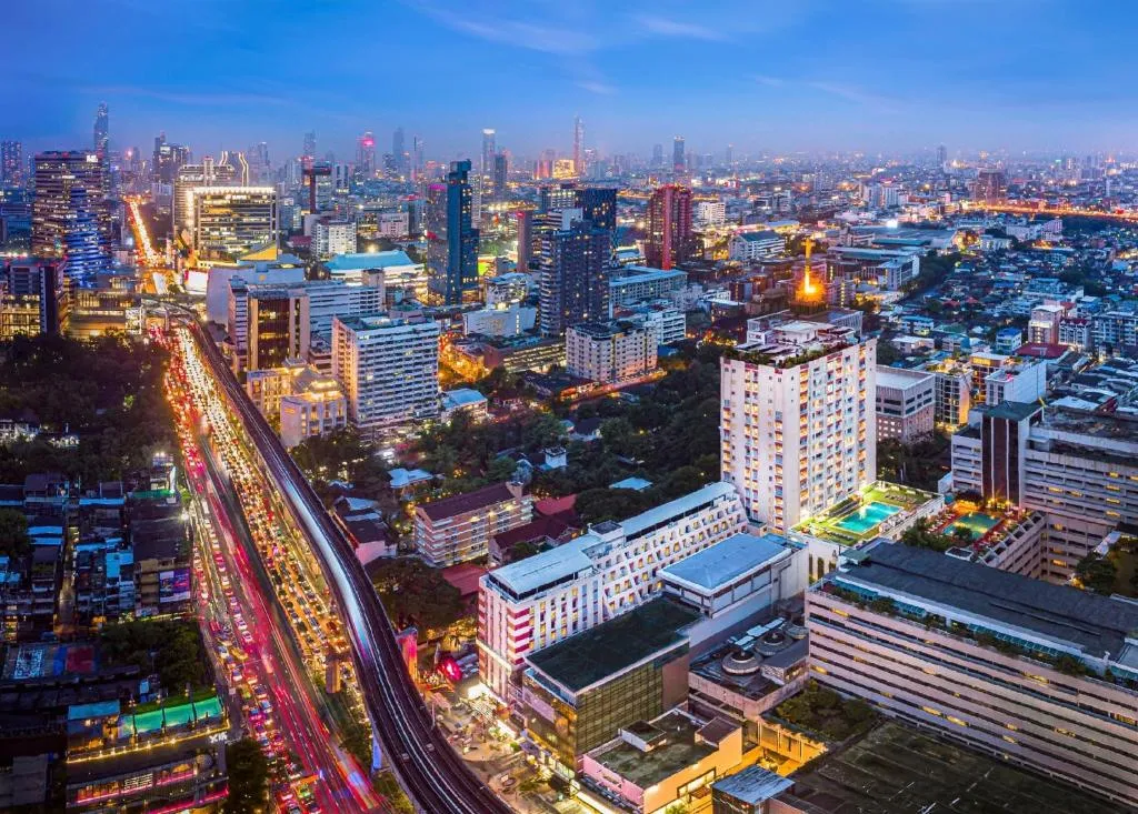 Evergreen Place Siam by UHG-1