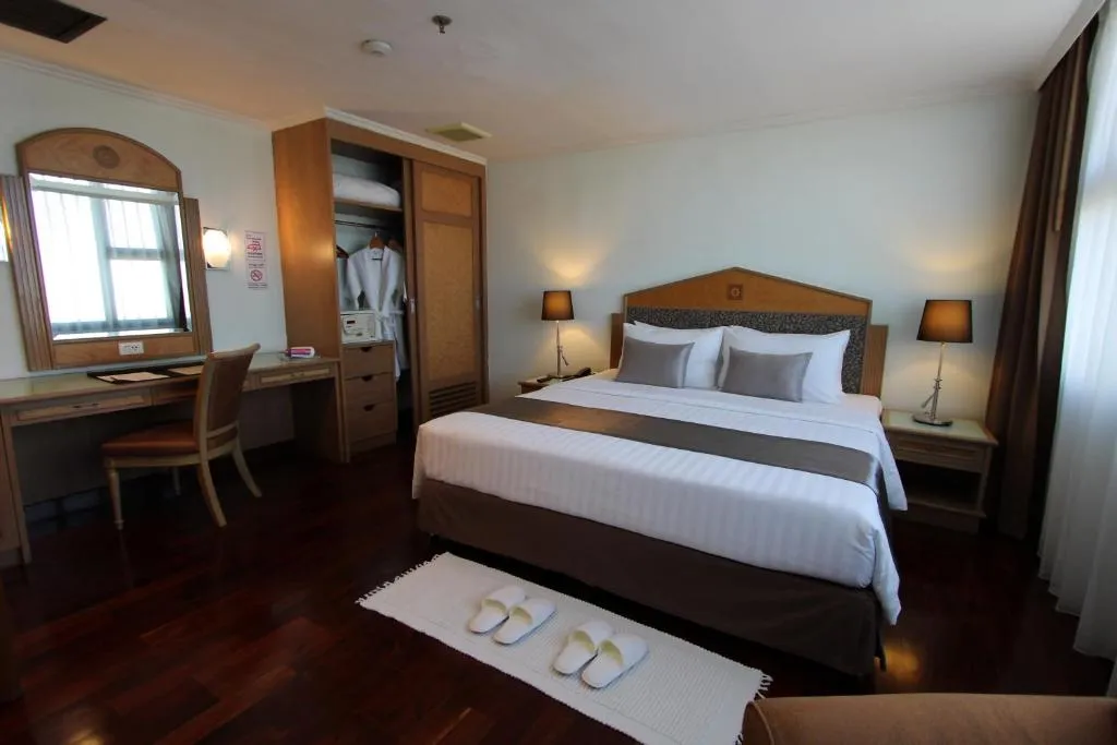 Grand Tower Inn Rama VI-1