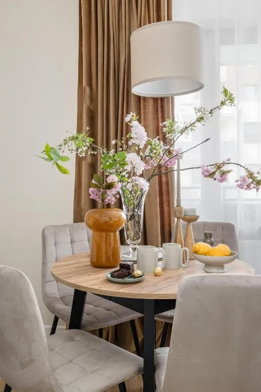 TS Gold New Town Apartment & free private parking-1