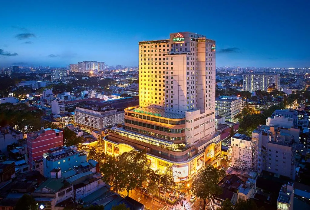 Windsor Plaza Hotel-1