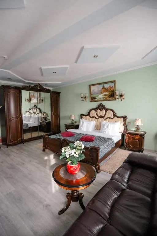 Hotel Olympia-1