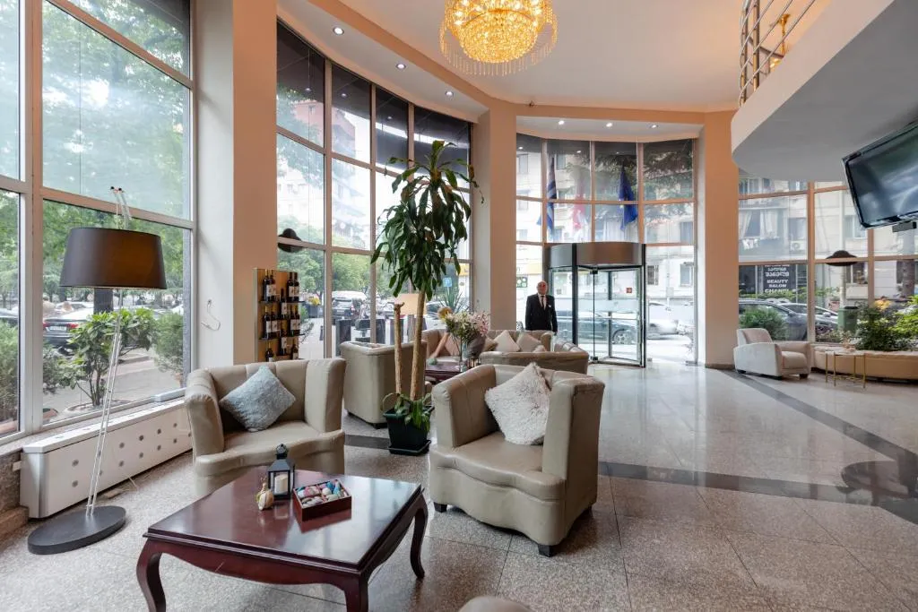 Hotel Aisi-1