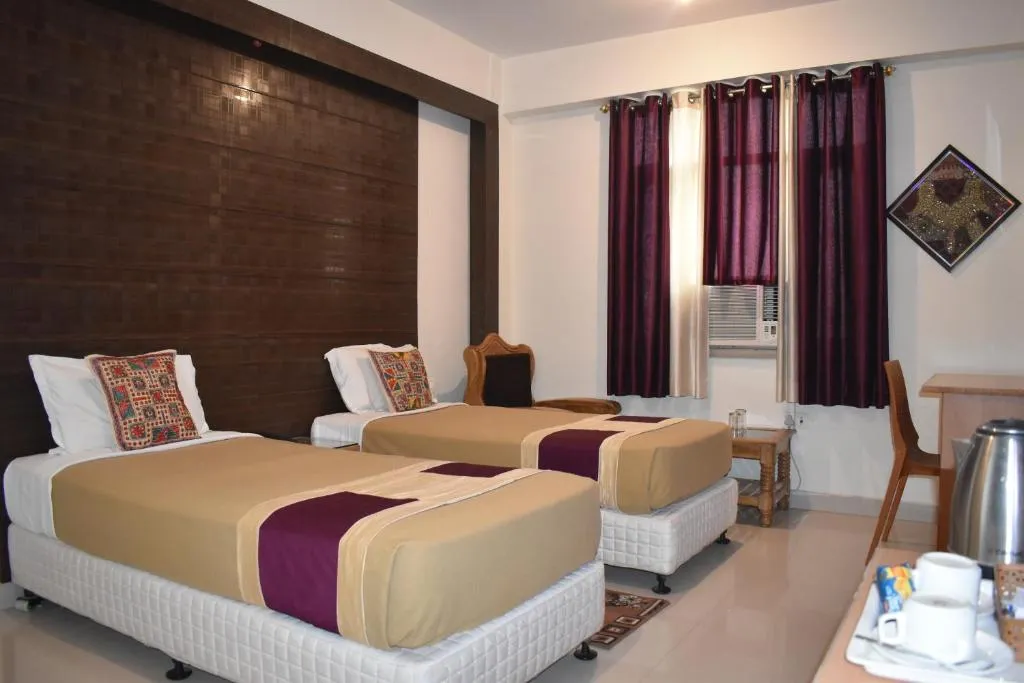 Hotel Bodh Vilas-1