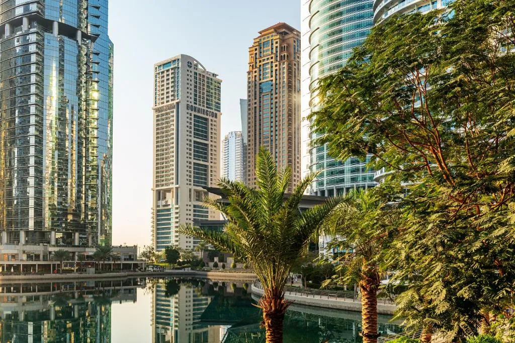Bonnington Jumeirah Lakes Towers-1