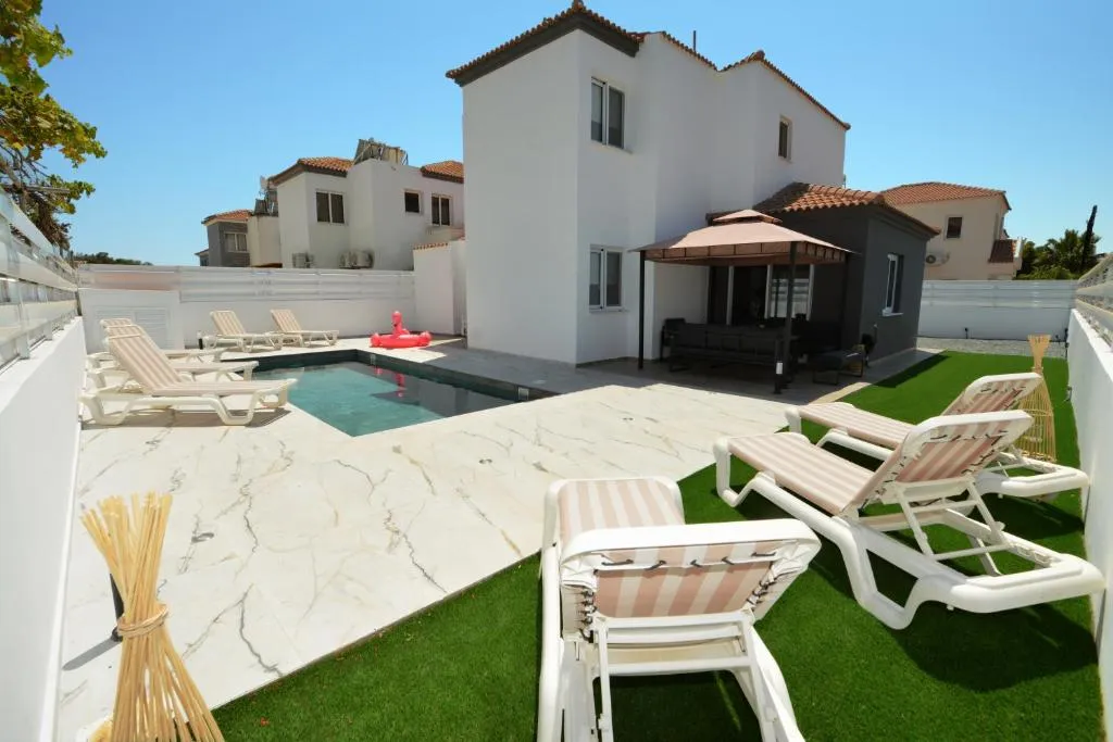La Bella Nissi Villa-1