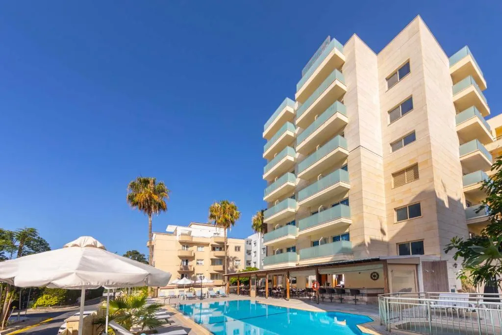Kapetanios Limassol Hotel-1