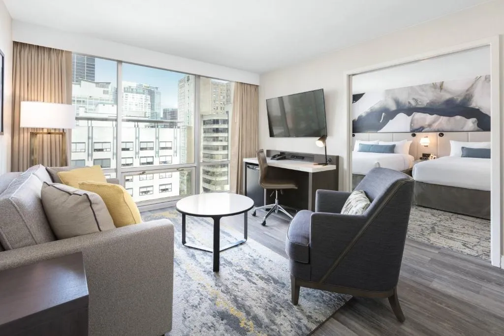 Delta Hotels by Marriott Vancouver Downtown Suites-1