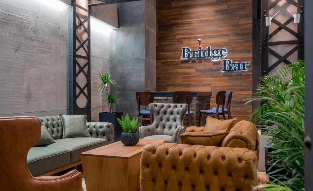 Bridge Hotel-1