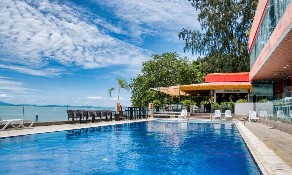 Hotel Sentral Seaview @ ​Beachfront-1