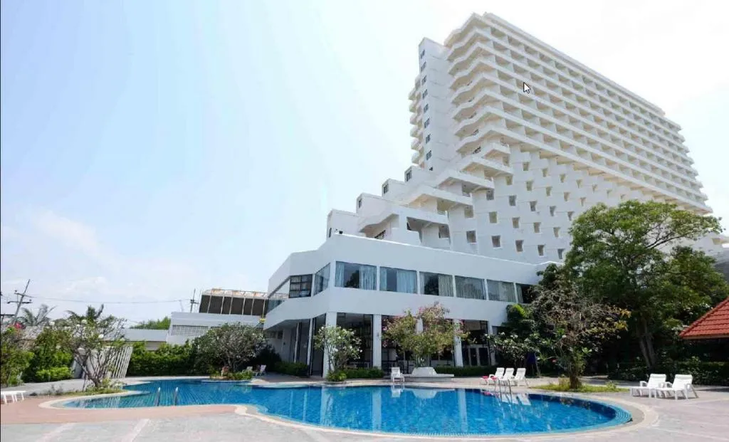 Welcome Jomtien Beach Hotel-1