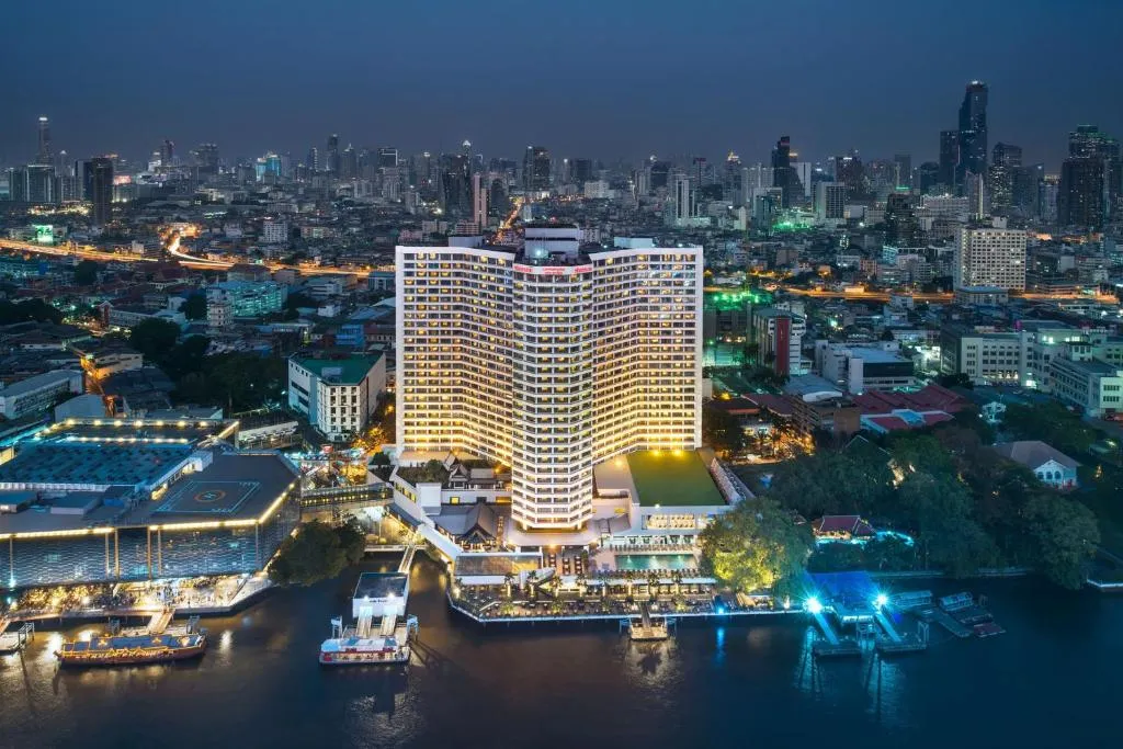 Royal Orchid Sheraton Hotel & Towers-1