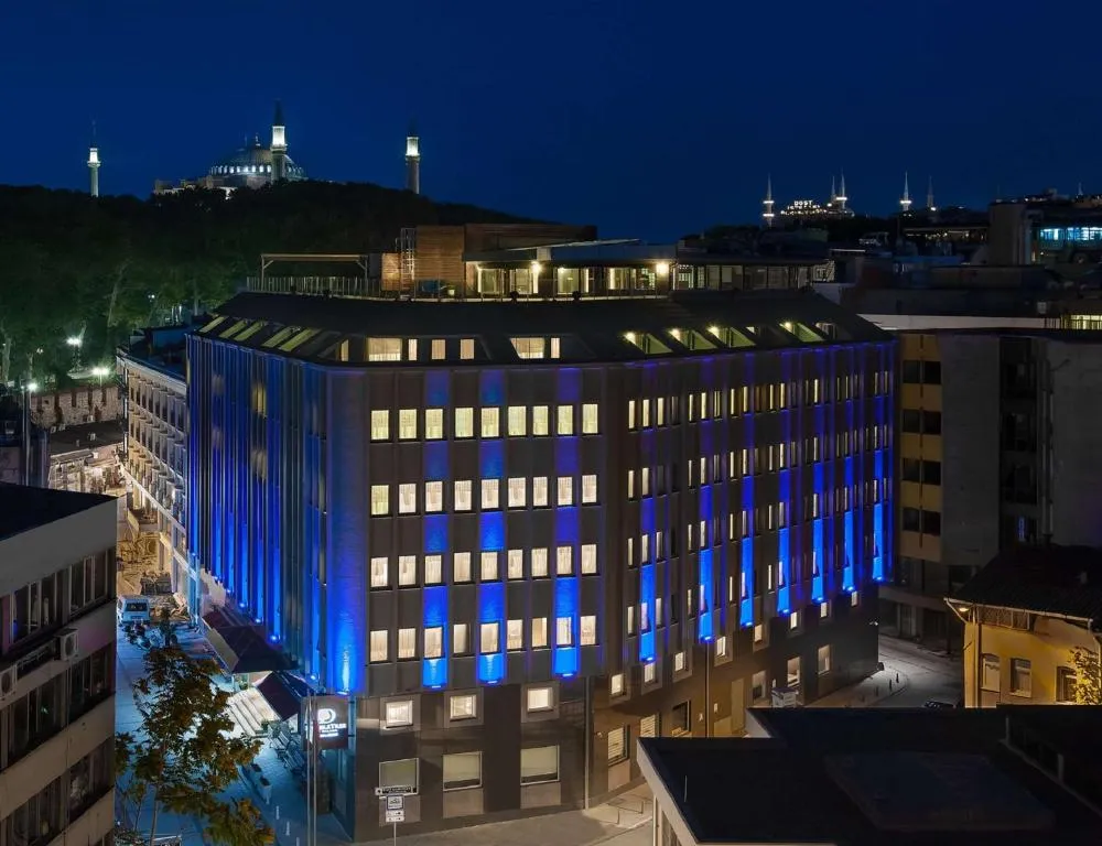 DoubleTree by Hilton Istanbul - Sirkeci-1