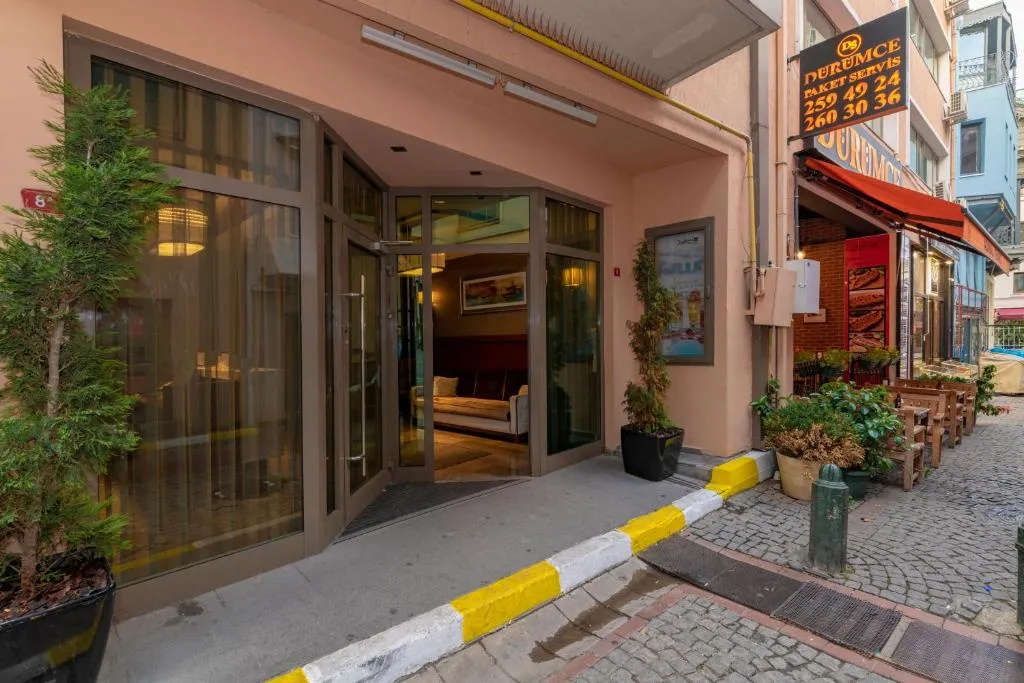 Feri Suites-1