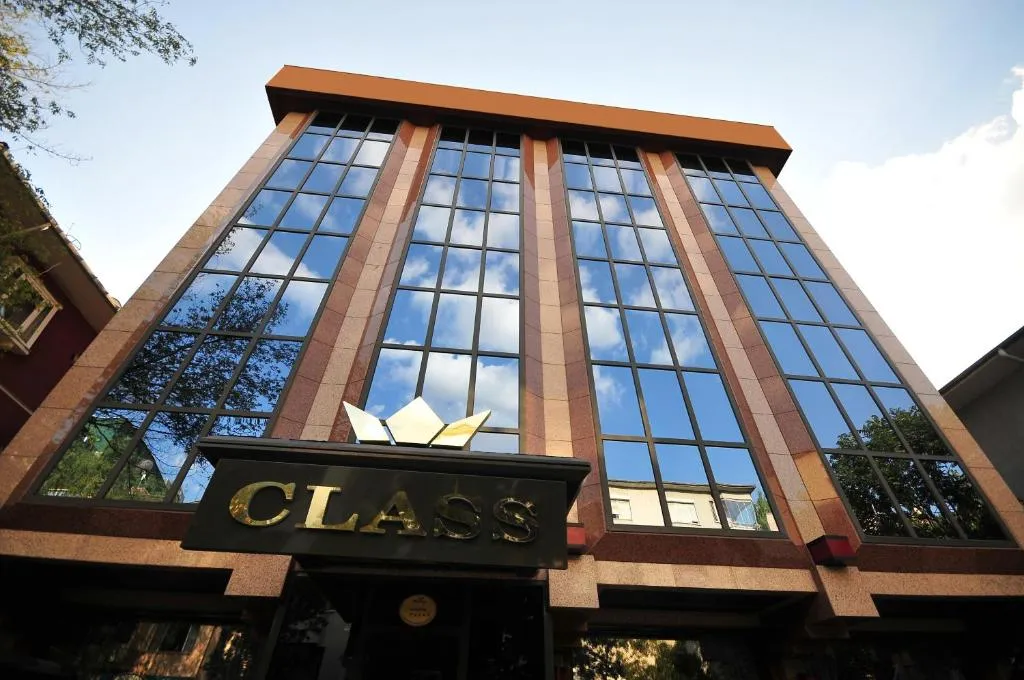 Class Hotel-1