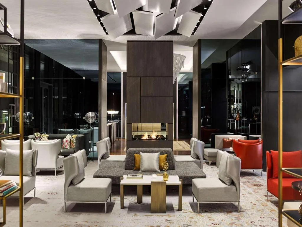 Fairmont Quasar hotel-1