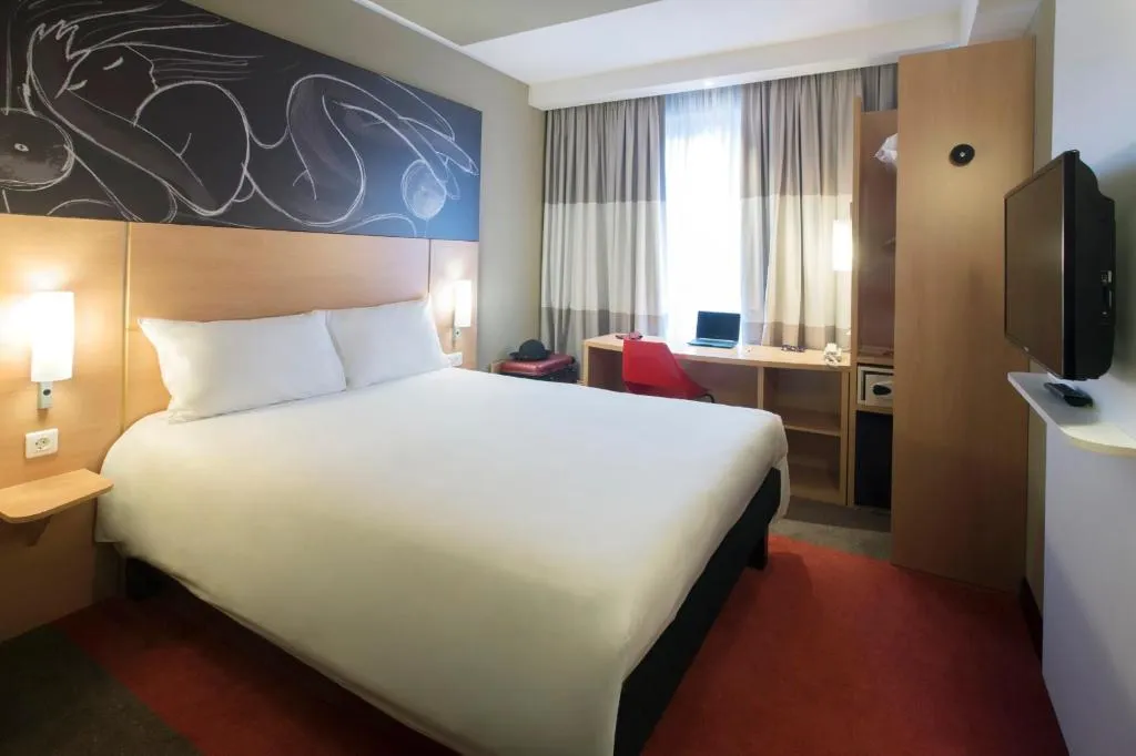 ibis Yerevan Center-1