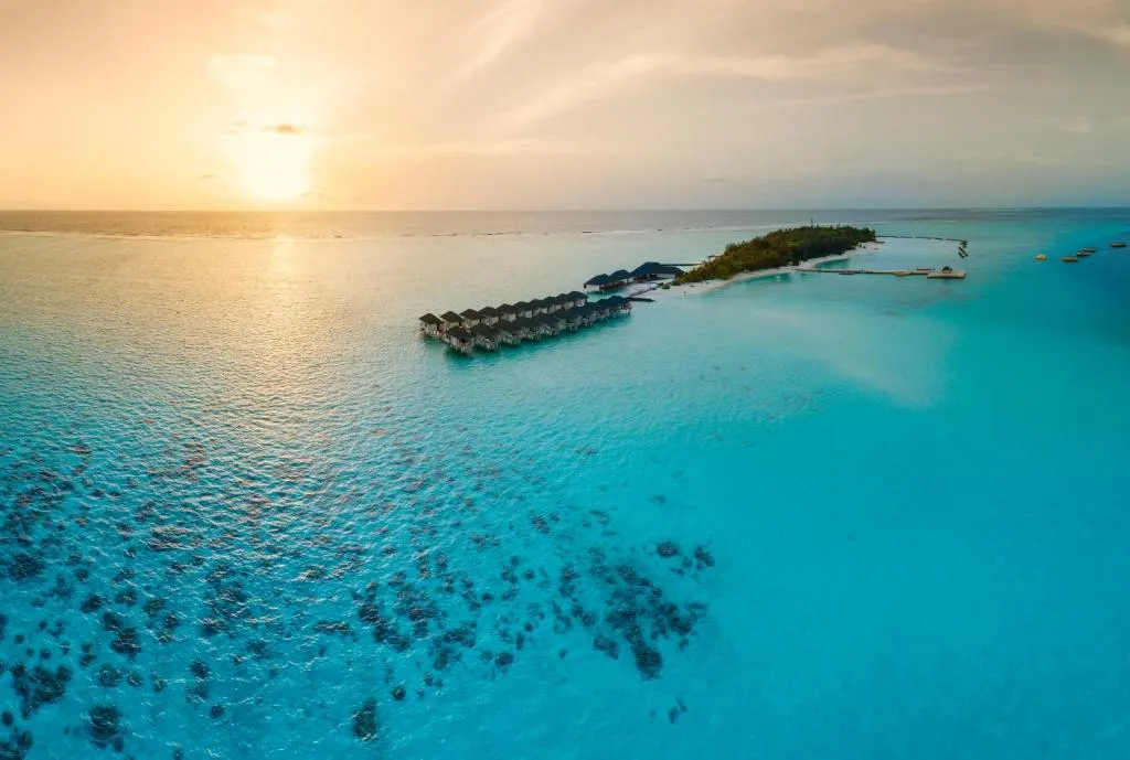 Summer Island Maldives Resort-1