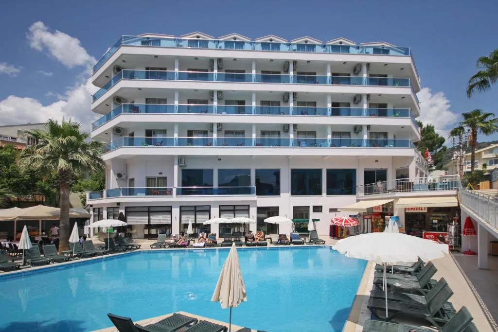 Palmea Hotel slide-1