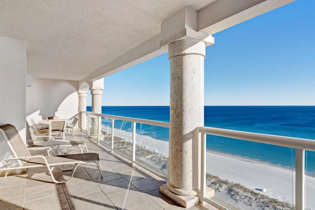 Beach Club 1502-1