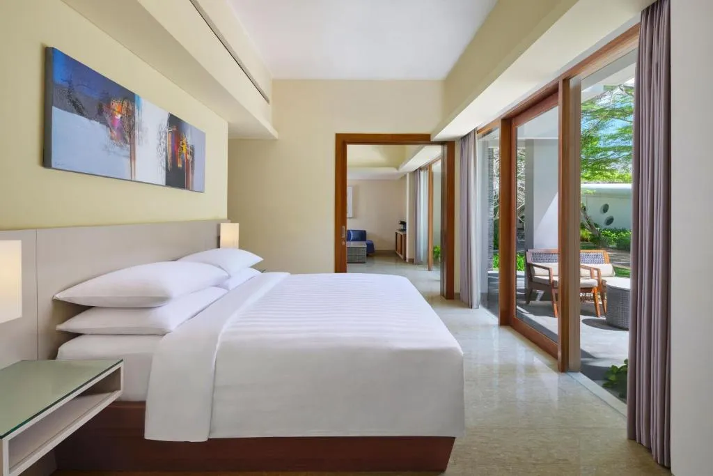 Courtyard by Marriott Bali Nusa Dua Resort slide-5