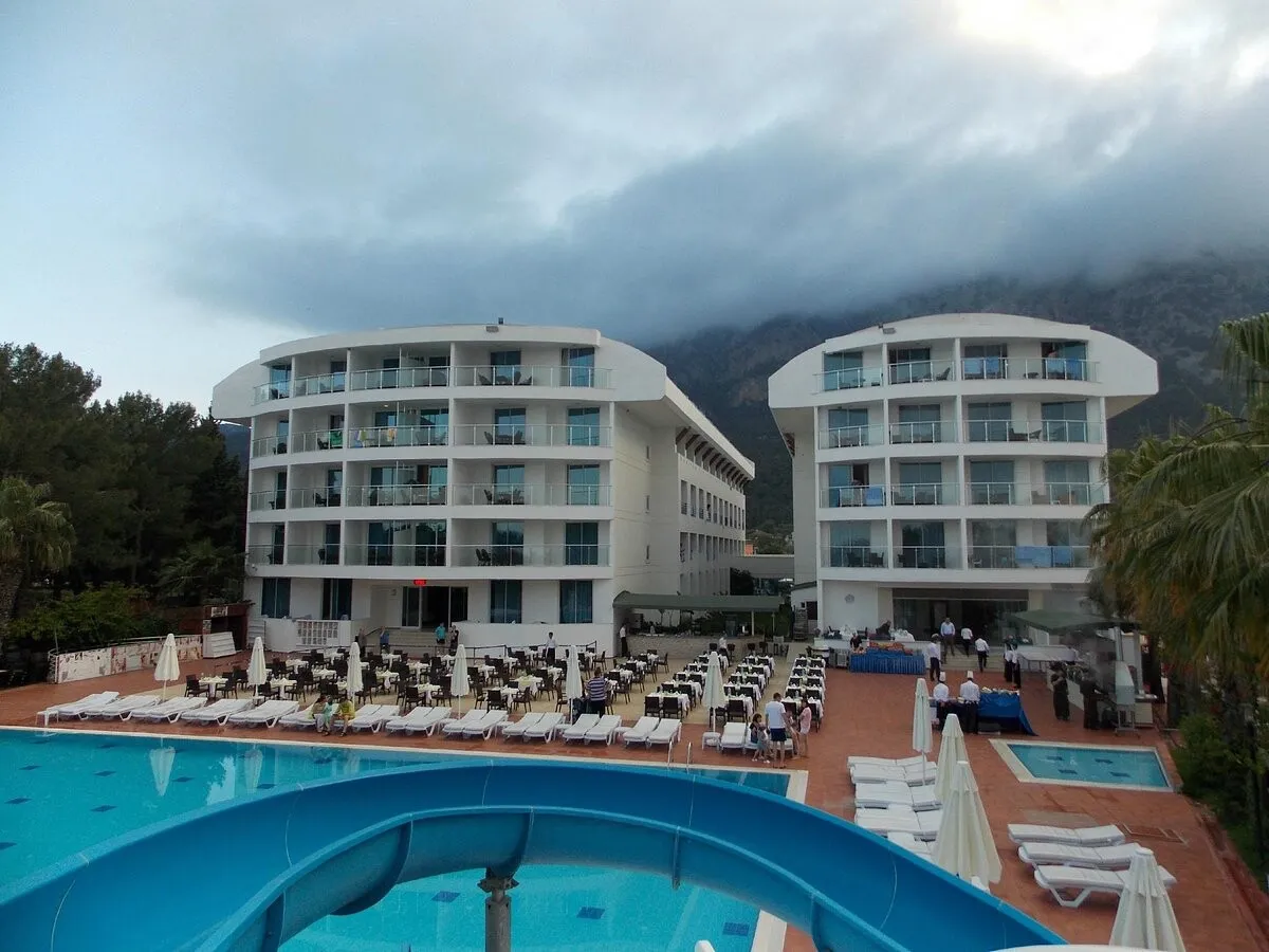 Ring Beach Hotel-1