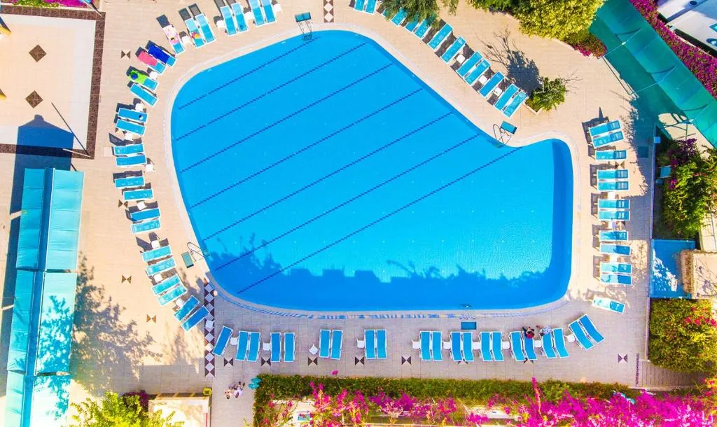 Miarosa Kemer Beach hotel slide-5