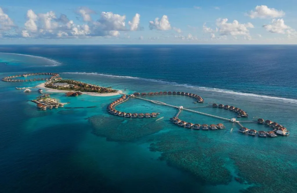 Radisson Blu Resort Maldives slide-4