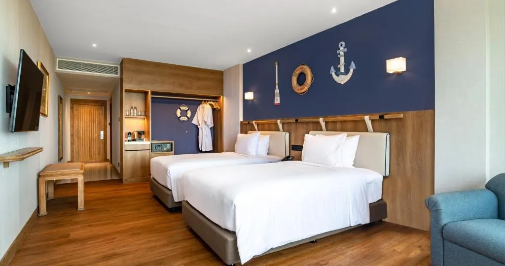 Ocean Marina Yacht Club Hotel-2