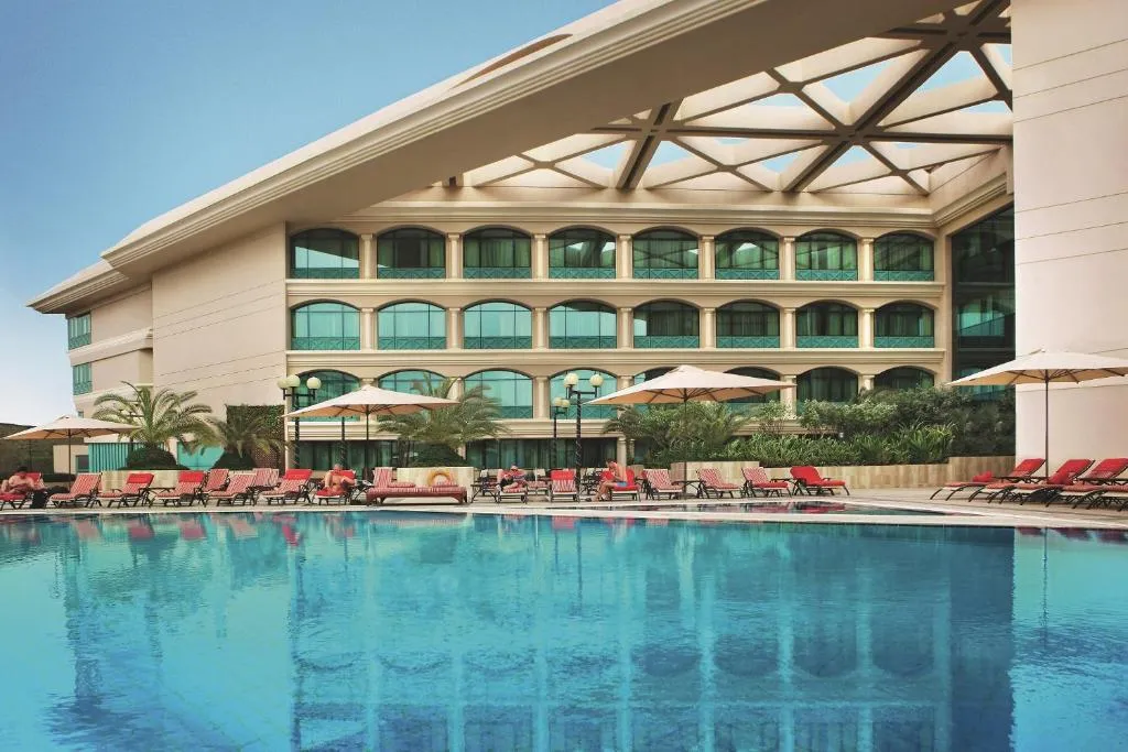 Movenpick Grand Al Bustan Dubai slide-3