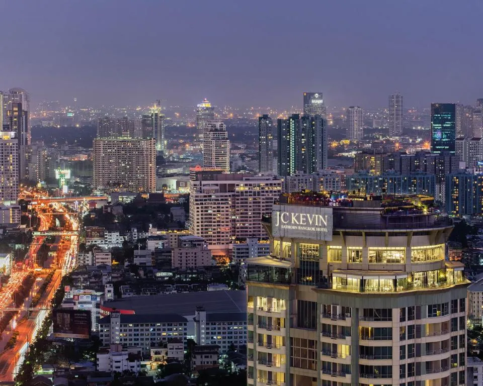 Anantara Sathorn Bangkok Hotel-1