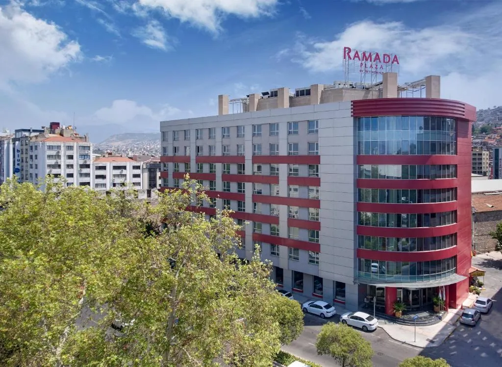 Ramada Plaza By Wyndham Izmir-1